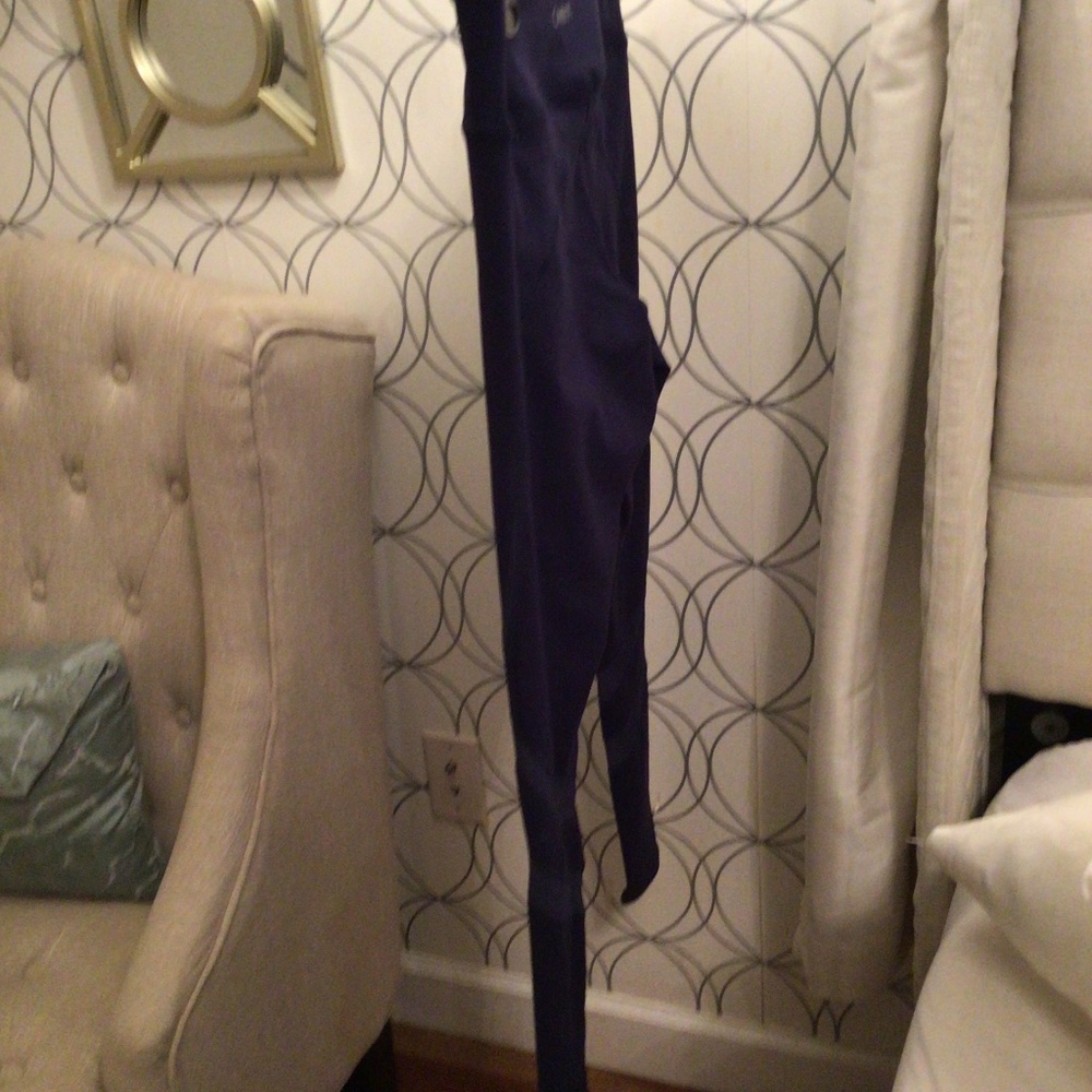 Navy blue, size medium Ongasoft leggings